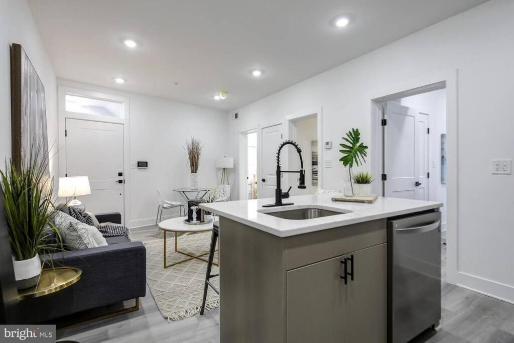 Brandnew Luxury Capitol Hill Apt! Near Free Trolly Waszyngton Zewnętrze zdjęcie